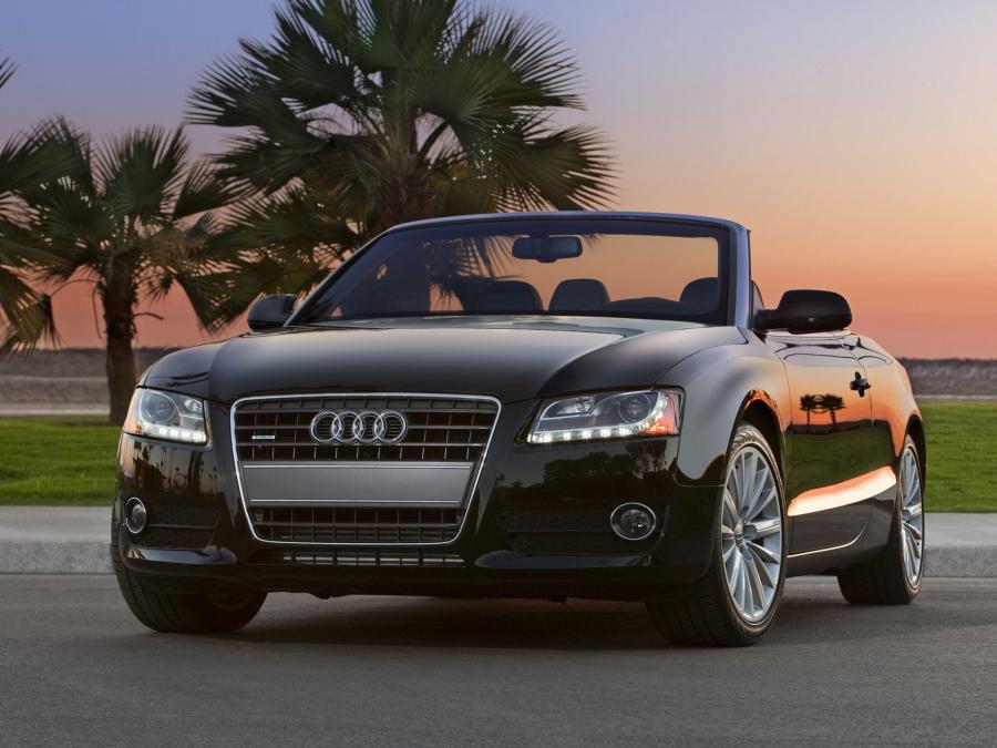 Audi A5 Cabriolet 2.0T 2009 года  (NA) (фото 4 из 17)